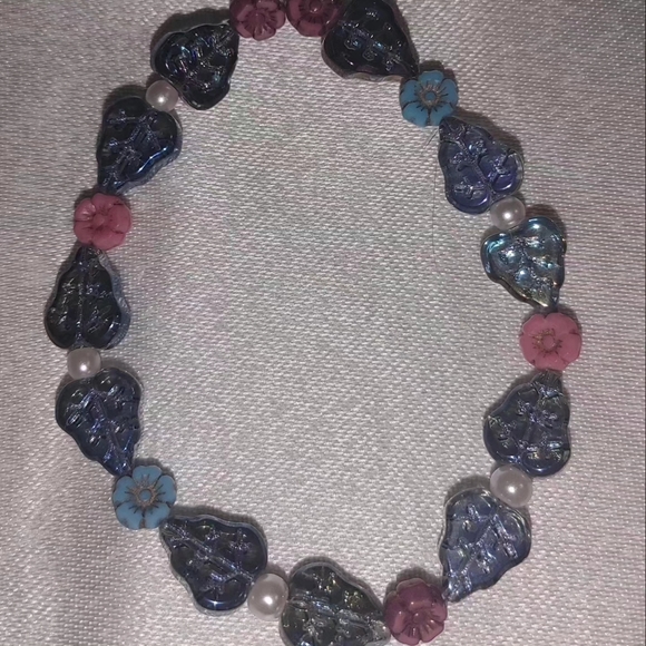 Strechy beaded bracelets - Picture 3 of 4